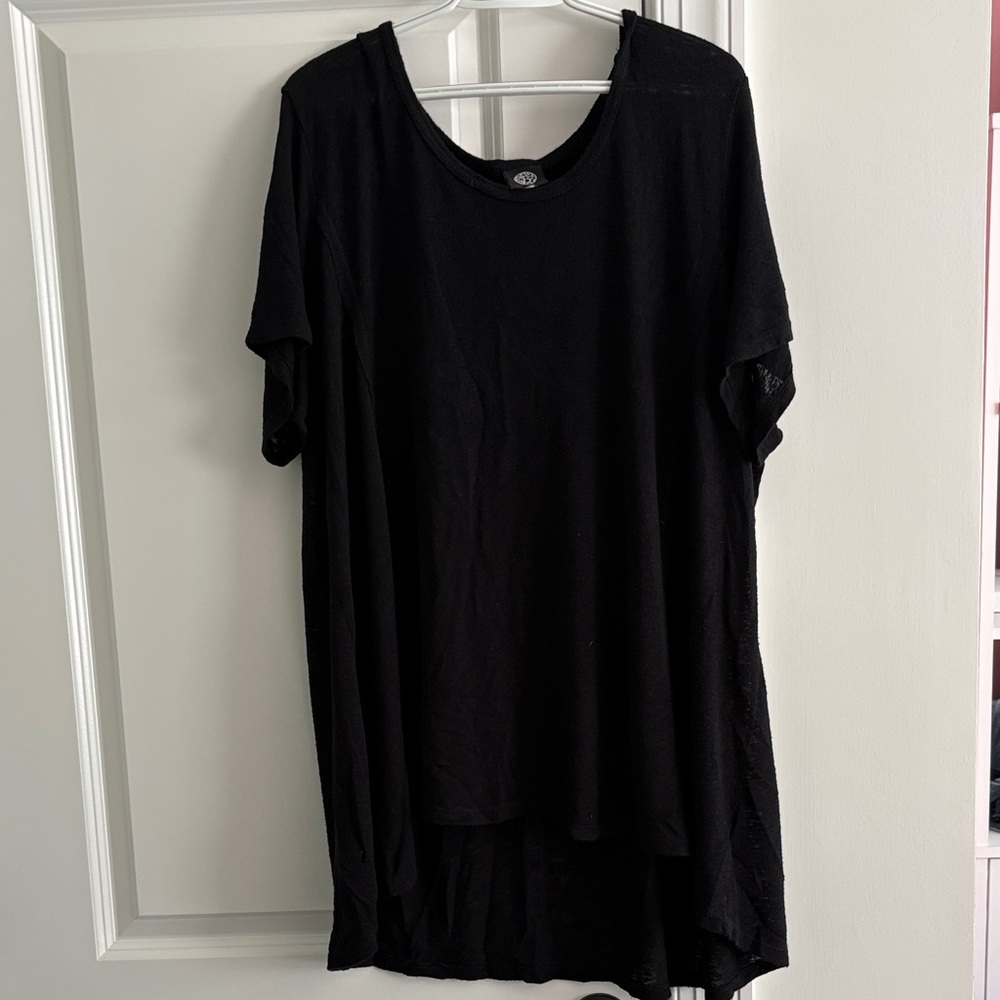 Classic Black Short Sleeve Women's Tee